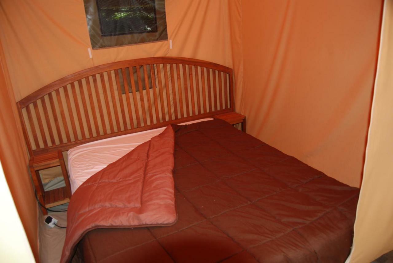 Camping Les Tournesols Sille-le-Guillaume Ngoại thất bức ảnh