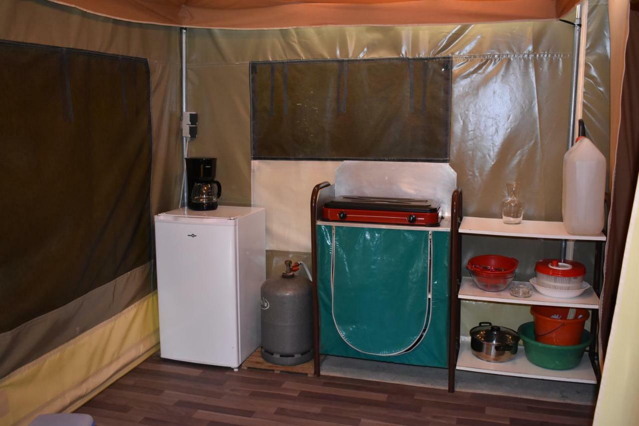 Camping Les Tournesols Sille-le-Guillaume Ngoại thất bức ảnh