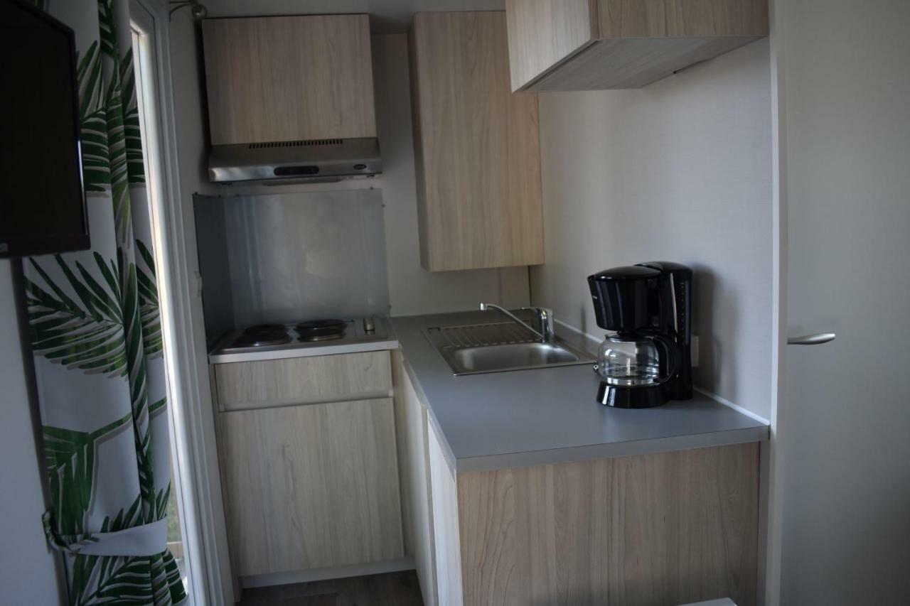 Camping Les Tournesols Sille-le-Guillaume Ngoại thất bức ảnh